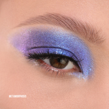 Multichrome eyeshadow trio