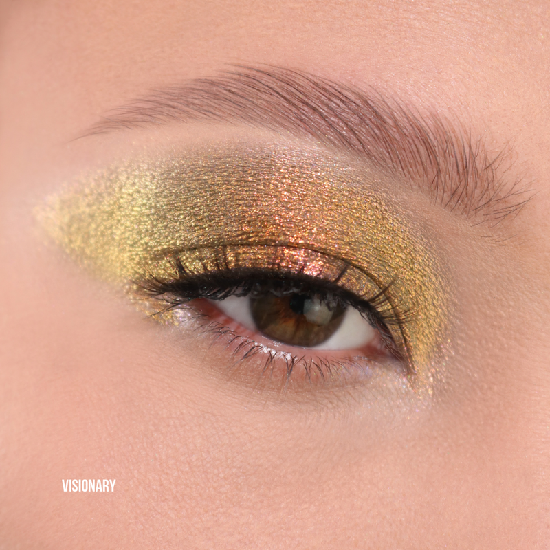 Multichrome eyeshadow trio