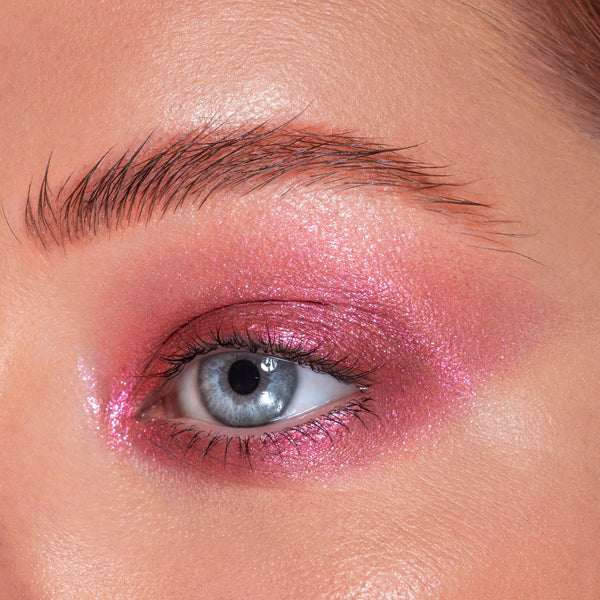 Sublime Hearts Refillable Metallic Eyeshadow - Queen cosmetics 